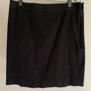 Gap size 8 black pencil skirt